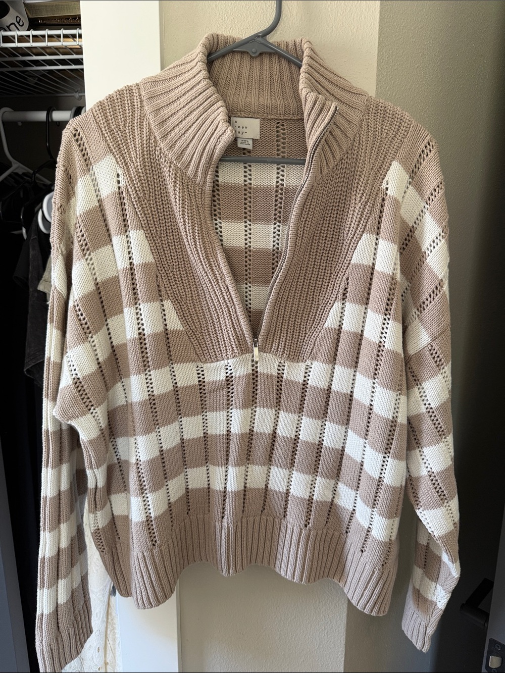 Striped Half-Zip Knit Sweater - Beige/White